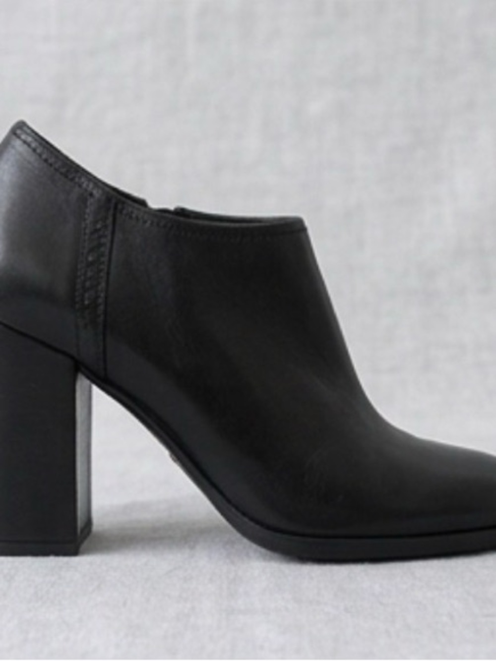 Prada Black Leather Ankle Boots Block Heel Zip Booties EU 39 / US 9 NWOT - Picture 10 of 10